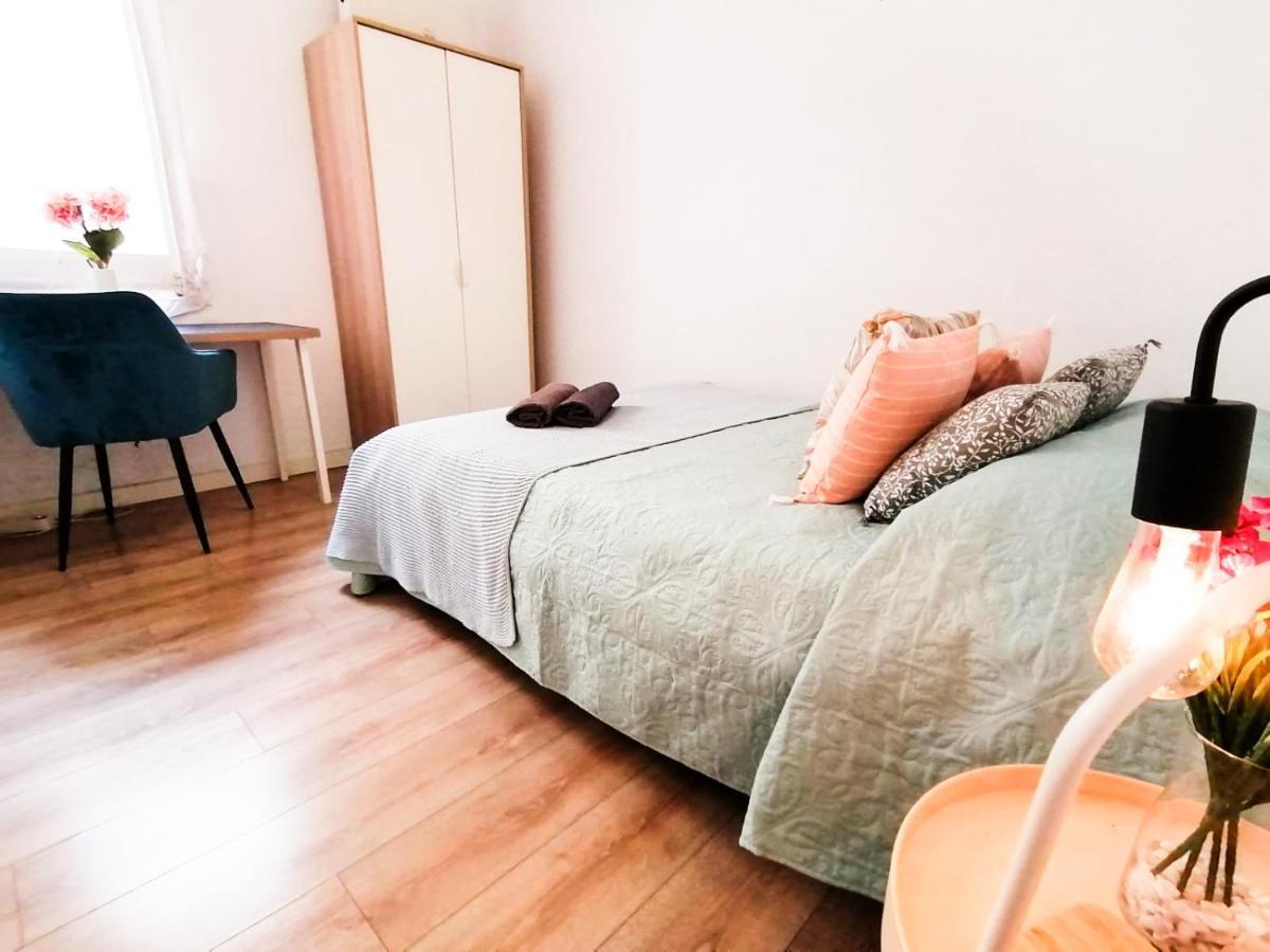 By Paseo De Gracia Rooms Барселона Экстерьер фото